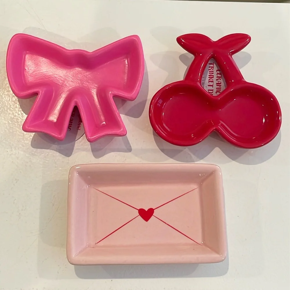 ⚡️New Target Bullseye Playground Set of 3 Valentine’s Day Trinket Dishes 🍒🎀💌
